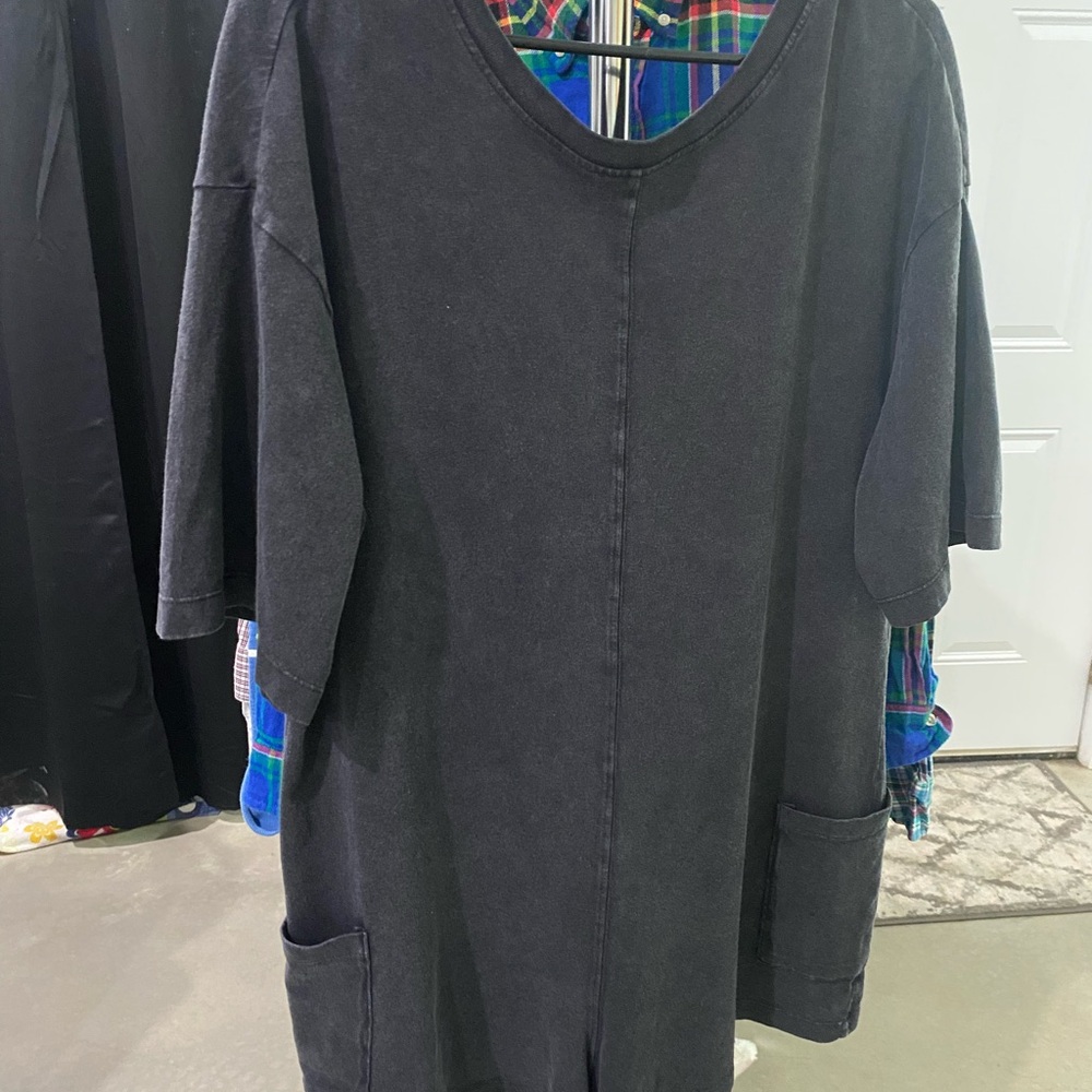 Double Zero Black Jumpsuit with V-Neck and Long Sleeves